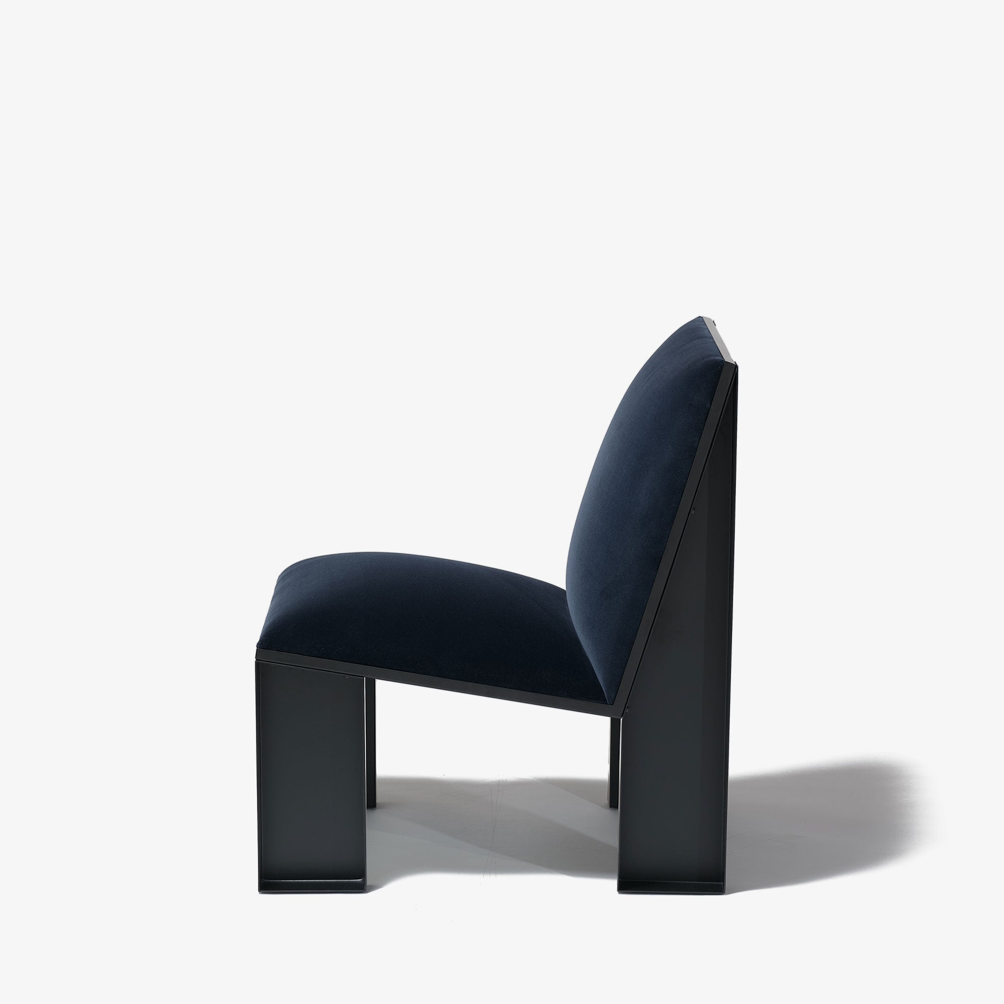 Ele Iron Armchair