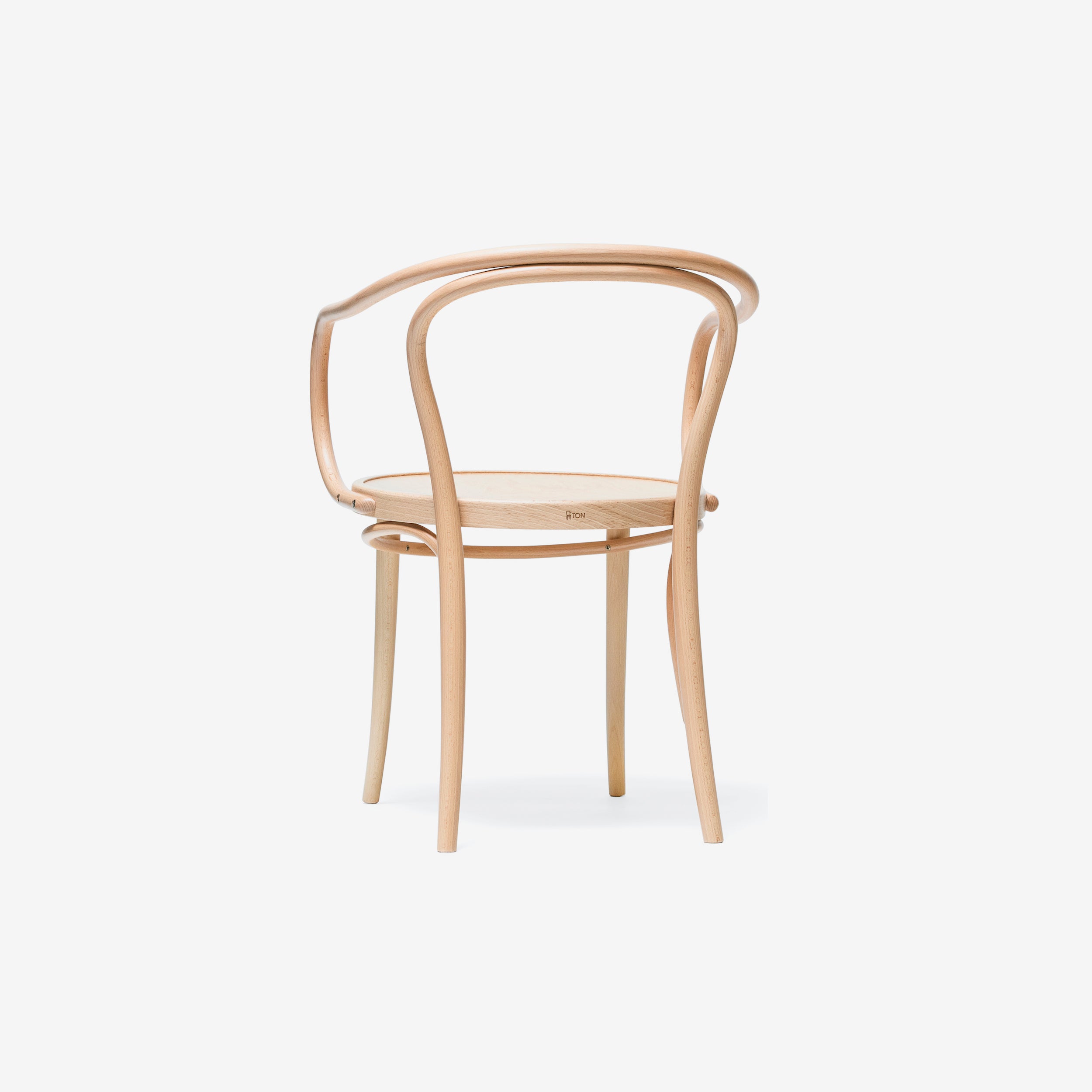 TON アームチェア TON No.30 Arm Chair Natural No 30 Armchair Cane, White from TON | RoyalDesign