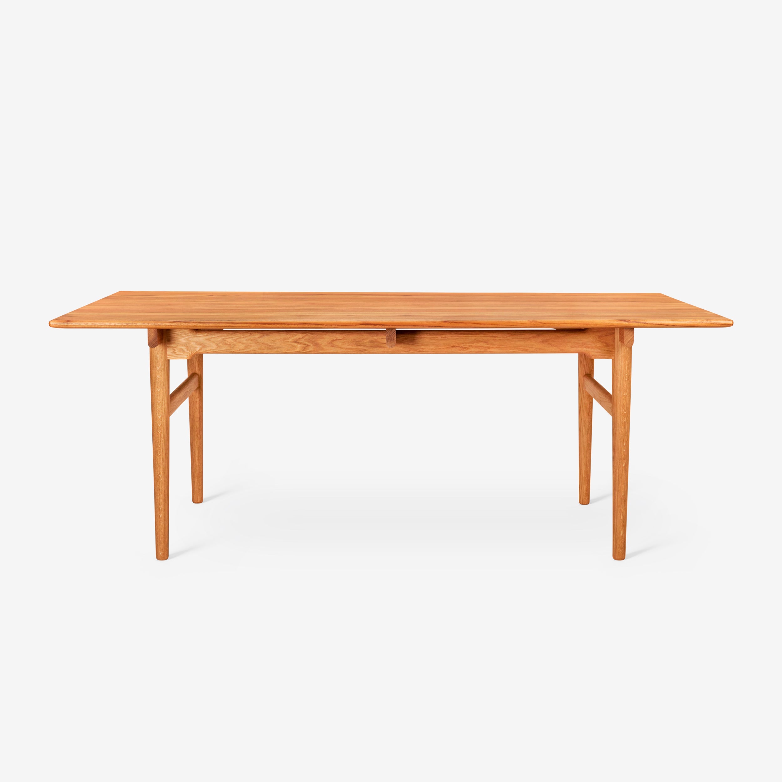 CH327 Dining Table Leibal