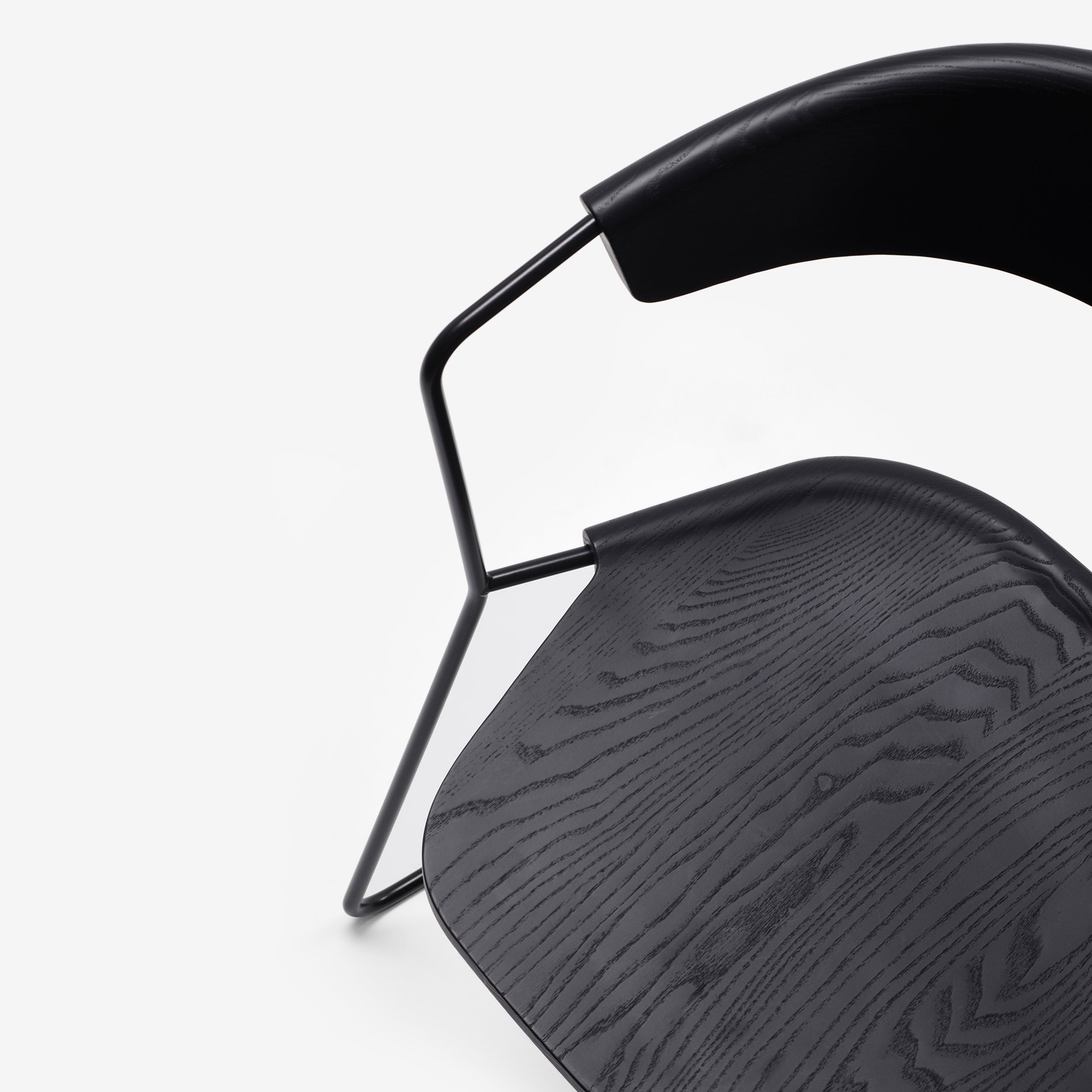 Uncino Chair – Leibal