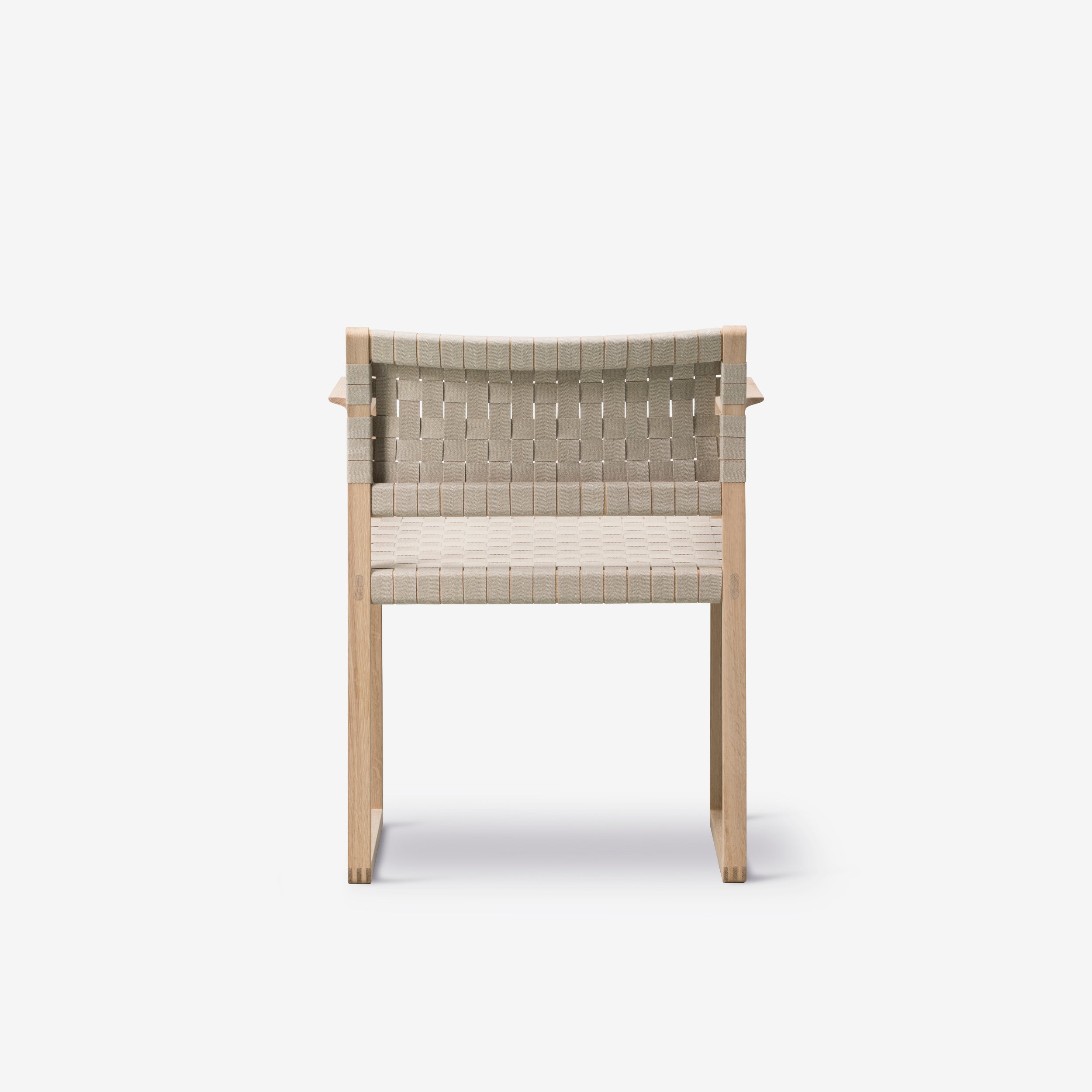 BM62 Armchair – Leibal