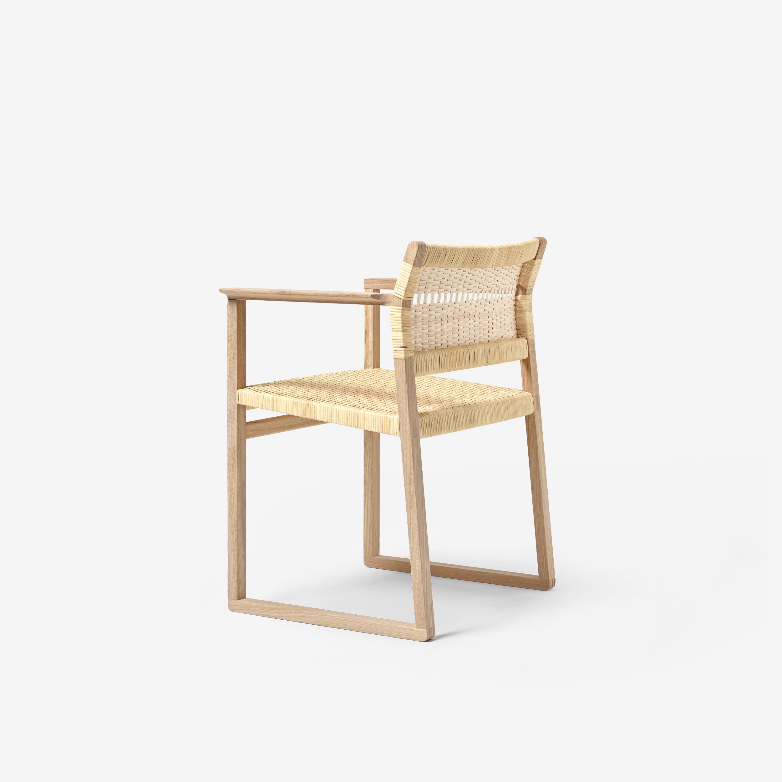 BM62 Armchair – Leibal