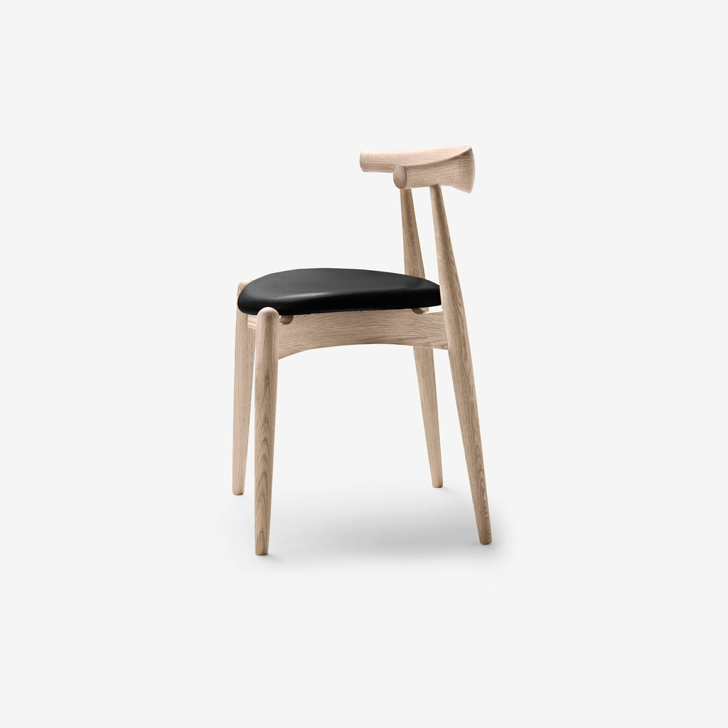 CH20 Elbow Chair