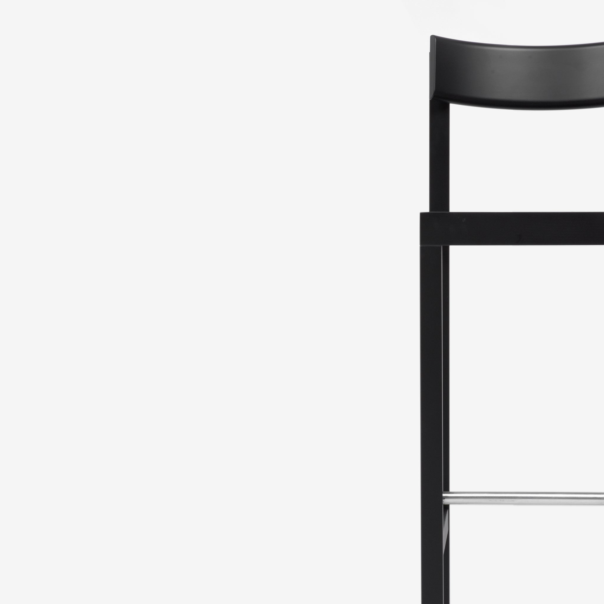 Primo Barstool